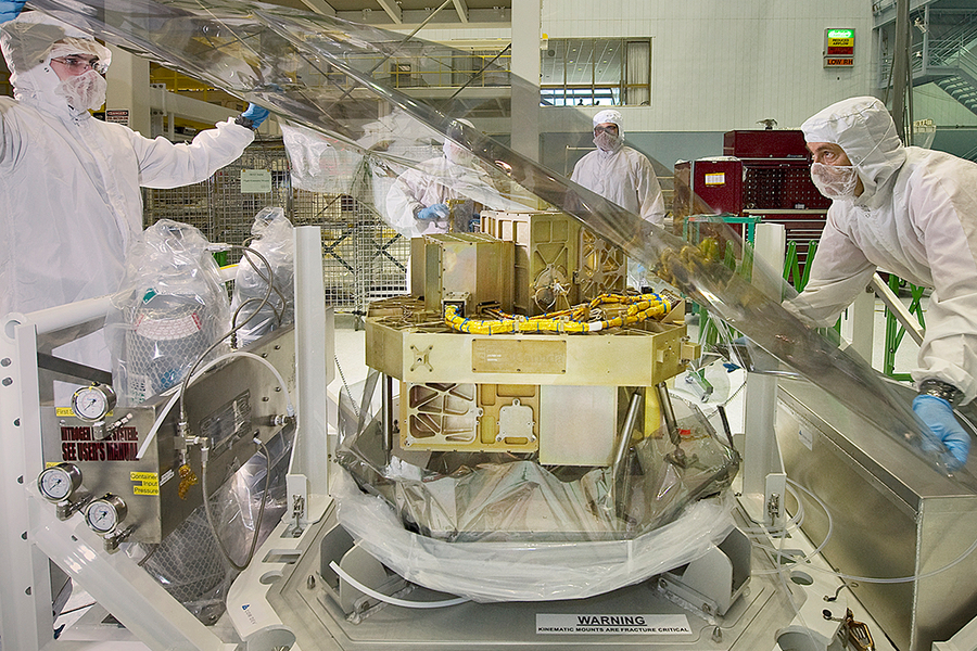 L'instrument canadien FGS/NIRISS du télescope spatial James Webb. (Crédit: NASA/C. Gunn)
