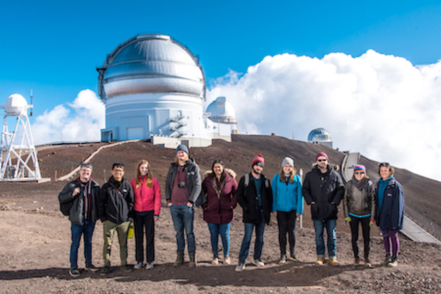The 2019 Maunakea Graduate School participants at the top of Maunakea in Hawaii. (Credit: S. Courteau).