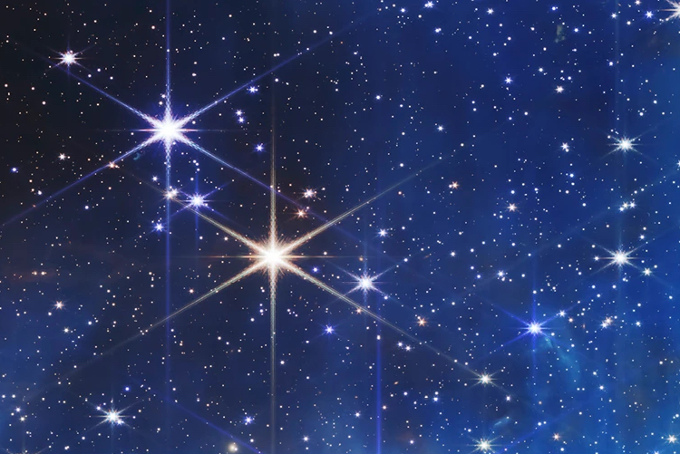 Un champ d'étoiles pris par le télescope spatial James Webb. (Crédit: NASA/ESA/CSA/STScI)