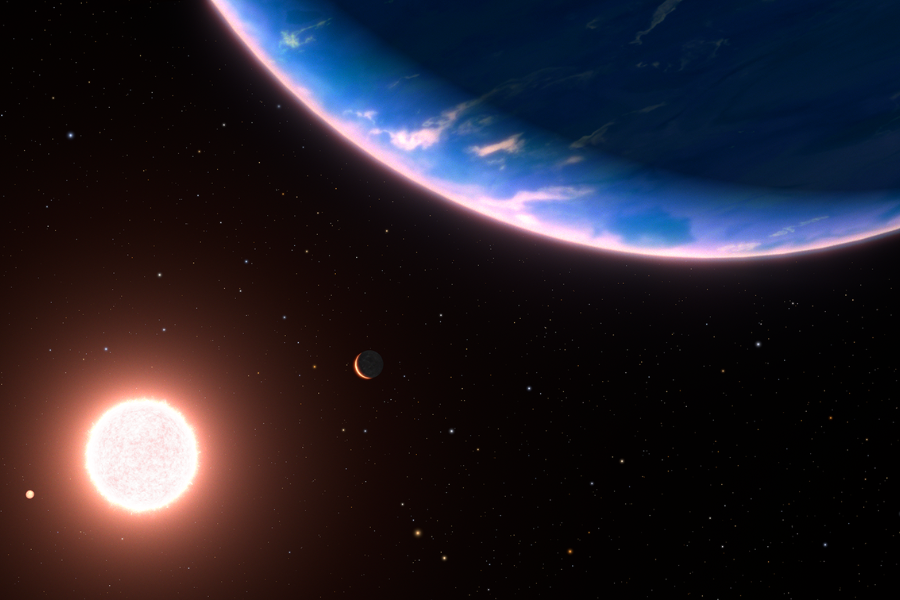 Représentation artistique de l'exoplanète GJ 9827 d, la plus petite exoplanète où de la vapeur d'eau a été détectée dans l'atmosphère. La planète pourrait être un exemple de planète avec une atmosphère riche en eau. Avec seulement environ deux fois le diamètre de la Terre, la planète orbite autour de l'étoile naine rouge GJ 9827. Deux planètes plus proches de l’étoile sont à gauche. 
Crédit : NASA, ESA, Leah Hustak (STScI), Ralf Crawford (STScI).